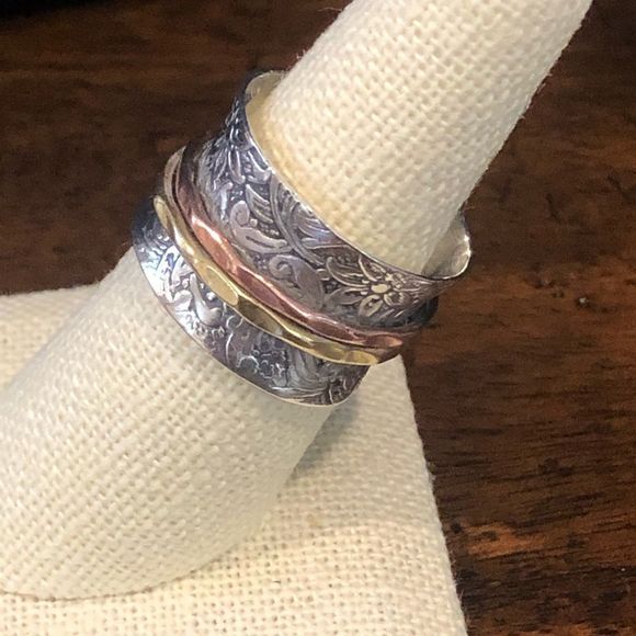Tricolor Engraved Sterling Silver Spinner Ring - Picture 3 of 6